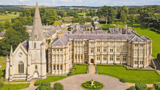 Grade II Georgian building in Gloucestershire.