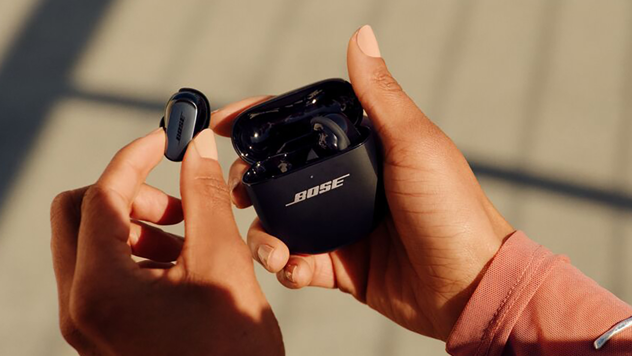 Bose QuietComfort Ultra Earbuds (2nd Gen) lifestyle shot