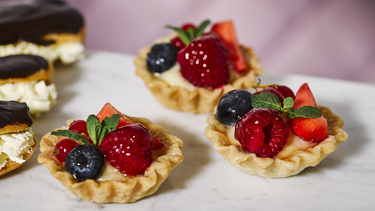 Low sugar fruit tarts