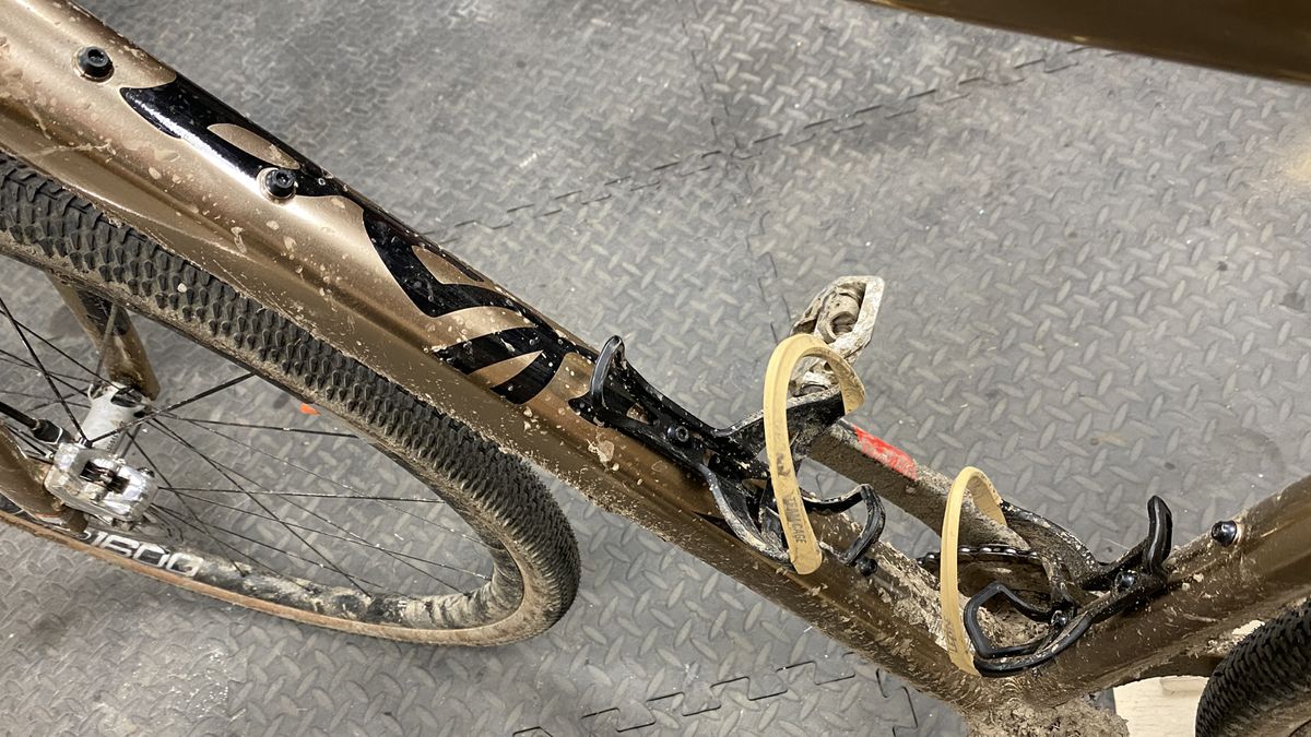Bottle cage mounts on the downtube of the Salsa Stormchaser frame