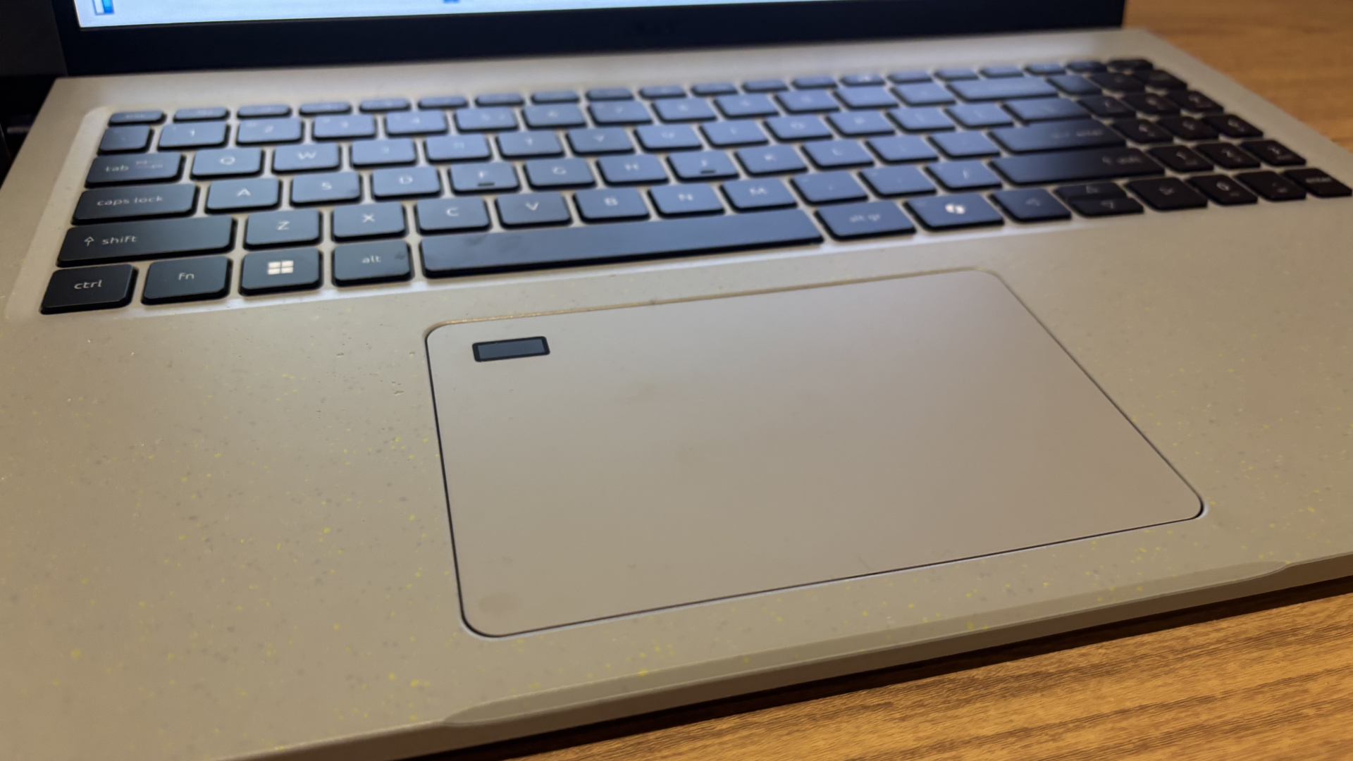 Acer Aspire Vero 16's trackpad and keyboard