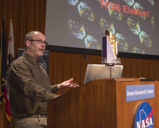 Jon Jenkins presenting discoveries made by Kepler.