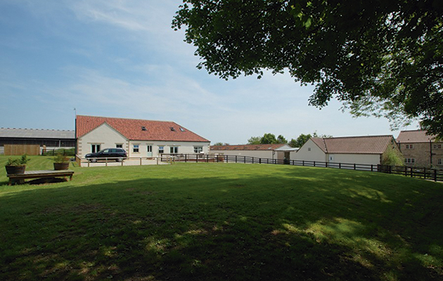 Arthington_Barn_Stables_63717762_168490222