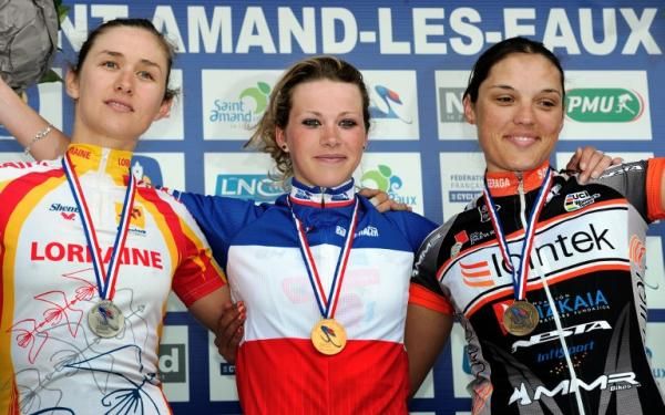 The elite women's podium: Julie Krasniak, Marion Rousse and Fanny Riberot