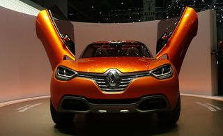 Image of orange Renault Captur