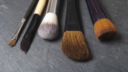 wash make up brushes