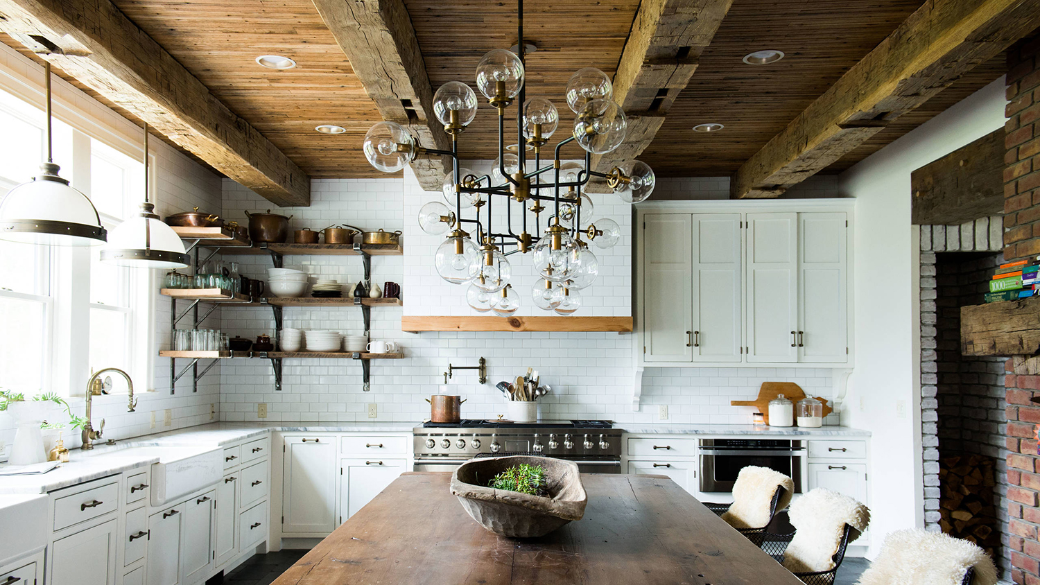 Modern farmhouse kitchen ideas – how to achieve a country look ...