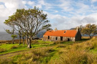 Derelict cottage at Suisnich