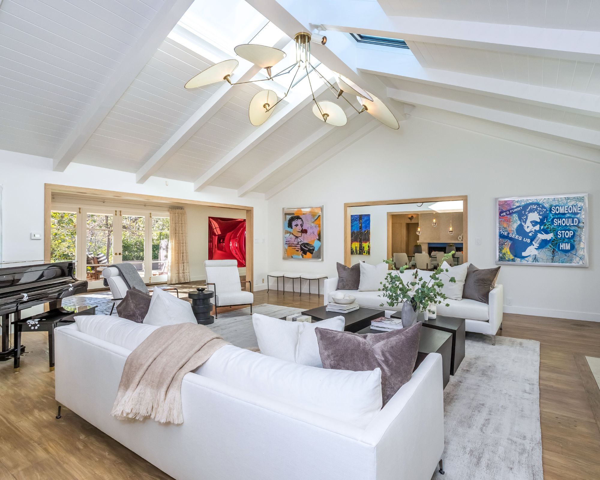 Inside Jim Carrey's Brentwood ranch: listed for $28.9 million | Homes ...