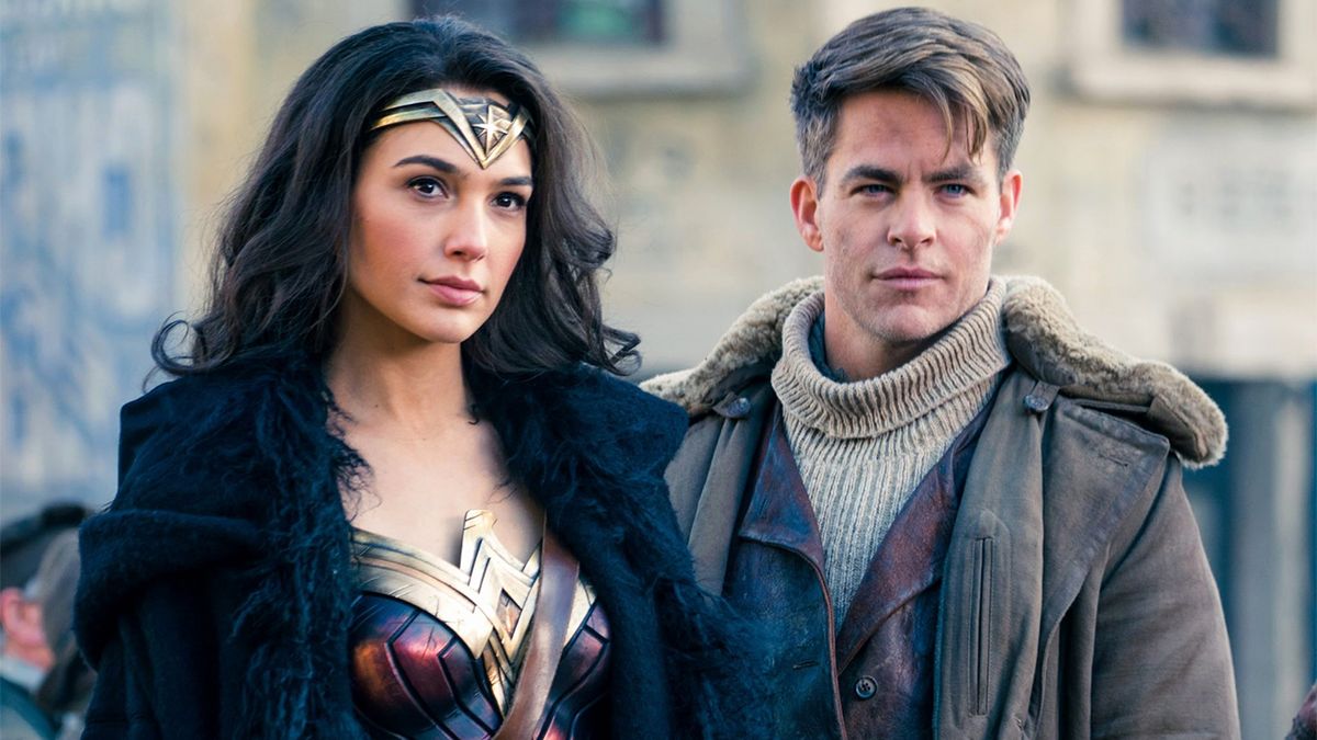 Wonder Woman: 1984' Is Very Different Than the First Film—And That's a Good  Thing