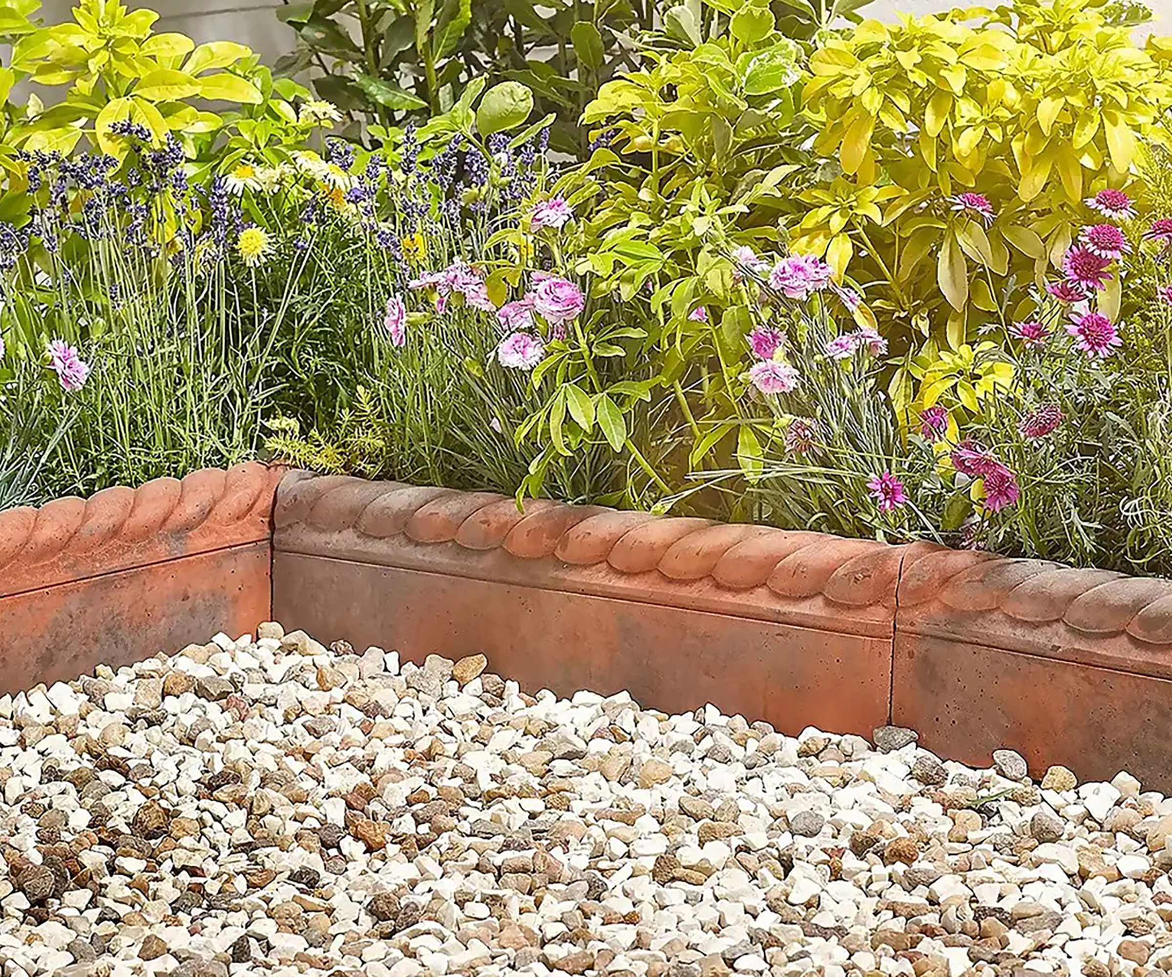 Stylish Stone Grey Full Rope Top Garden Edging 575mm