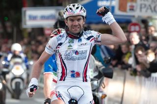Julien Antomarchi (Velo-Club La Pomme Marseille) wins the stage