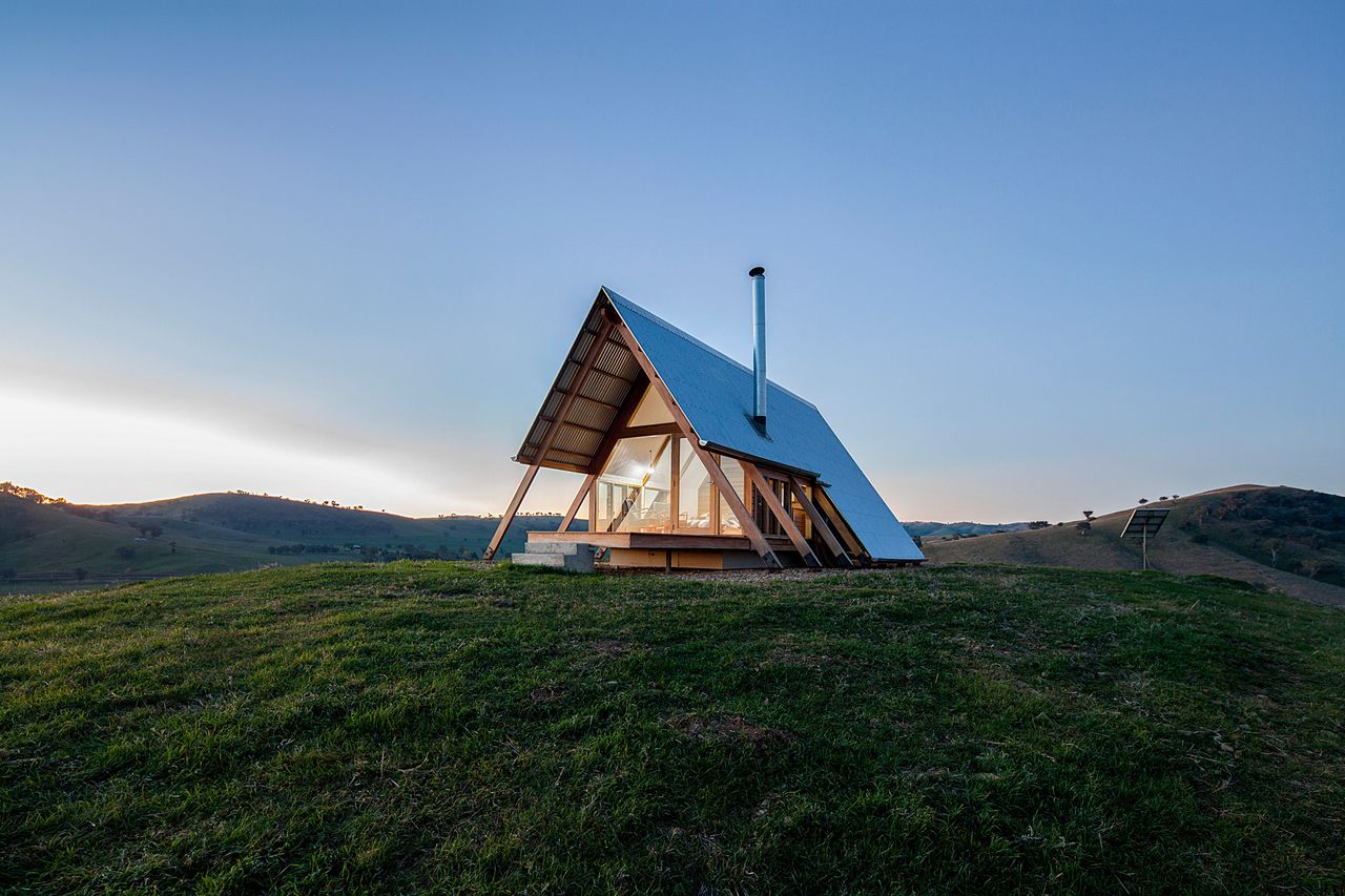 Exterior view of JR&rsquo;s Eco Hut, Australia