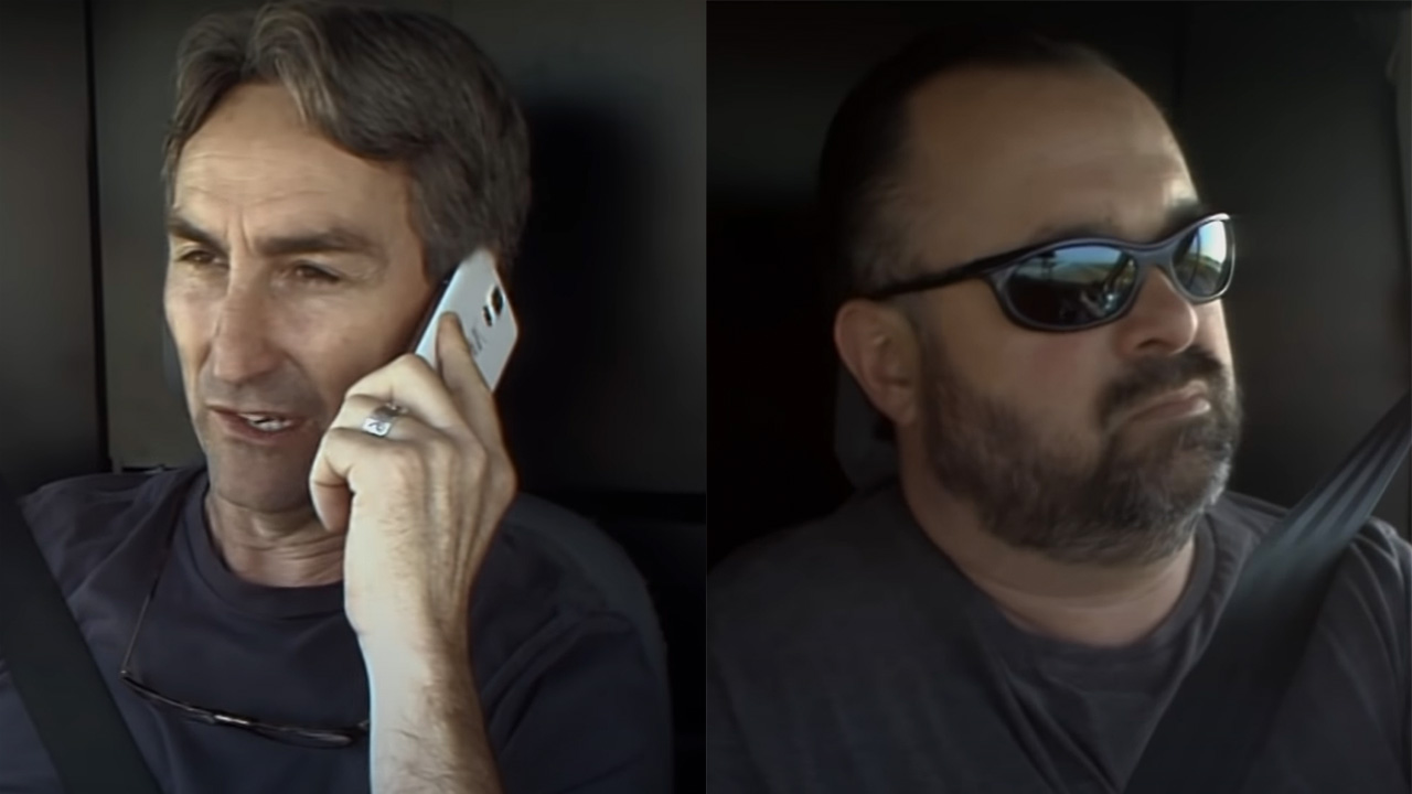 Mike Wolfe and Frank Fritz argue in an episode of American Pickers about Wolfe's cell phone usage.