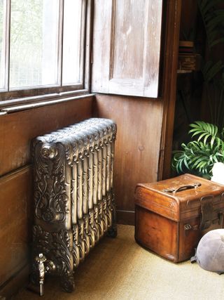 cast iron radiator in period home