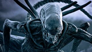 A xenomorph growling during the movie Alien Covenant.