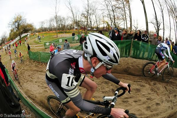 Tristen Schouten (Cyclocrossracing.com p/b Blue Bicycle) on his way to a top-ten finish