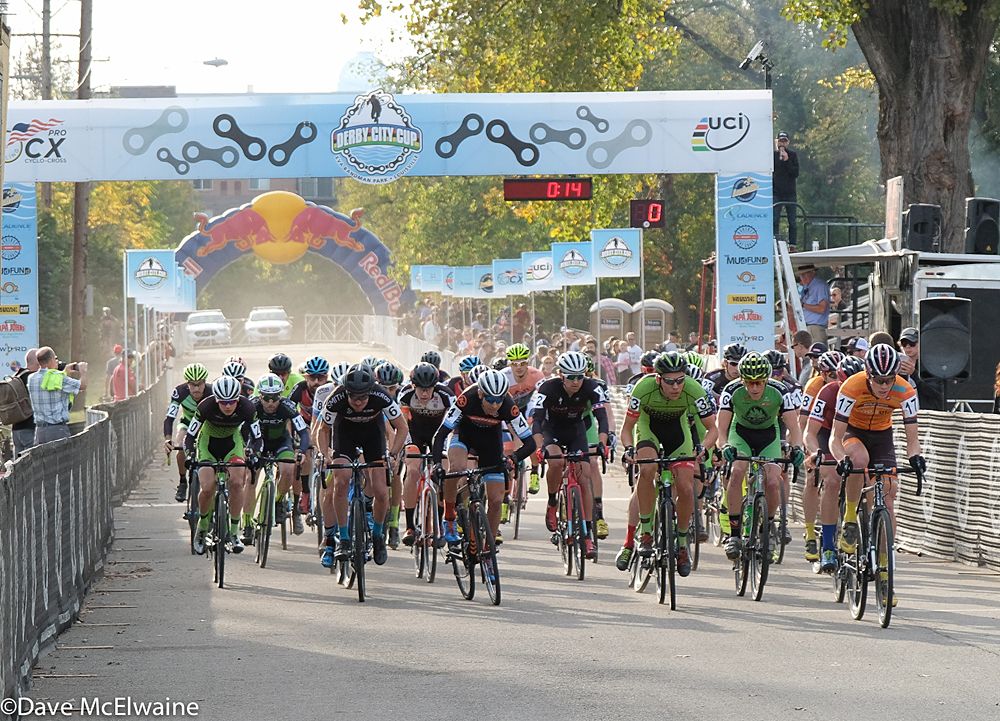 Grant Ellwood (Boulder Cycle Sport) taking the hole-shot at Eva Bandman Park