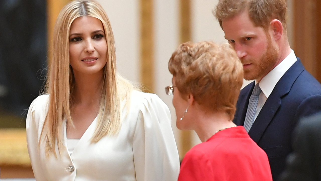 Ivanka Trump (L) and Britain&#039;s Prince Harry, Duke of Sussex view displays of US items of the Royal Collection at Buckingham palace at Buckingham Palace in central London on June 3, 2019, on the first day of their three-day State Visit to the UK. - Britain rolled out the red carpet for US President Donald Trump on June 3 as he arrived in Britain for a state visit already overshadowed by his outspoken remarks on Brexit.