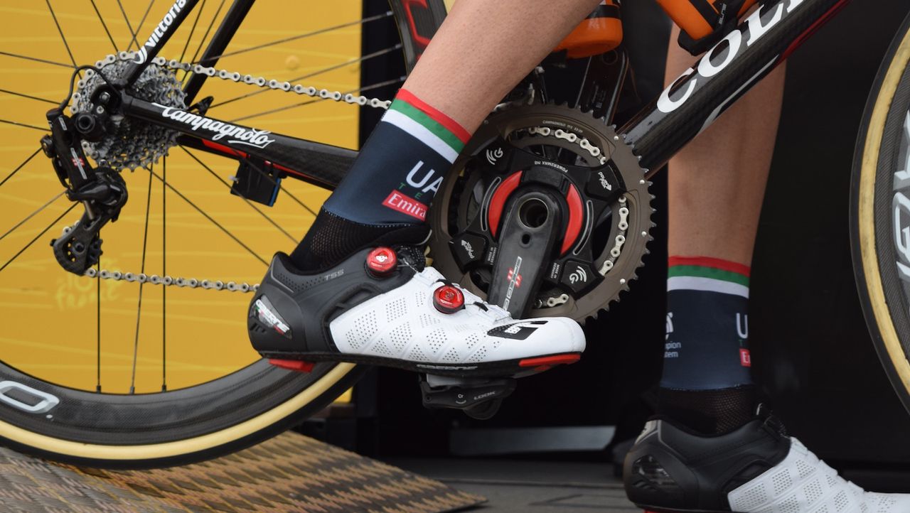 Another look at the UAE Team Emirates edition Gaernes