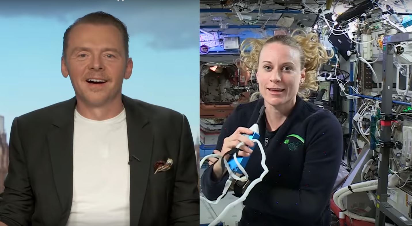 Simon Pegg videochats with Kate Rubins