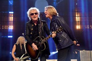 Ian Hunter and Joe Eliott onstage