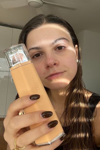 Danielle Cohen with the Dermaflash Dermapore Ultrasonic