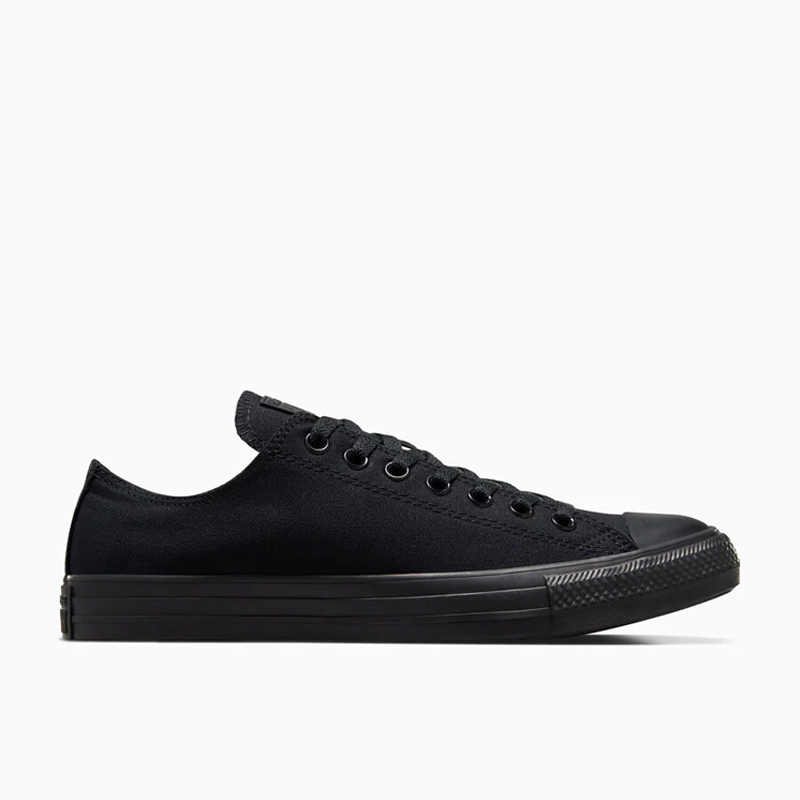 All black chuck taylor lo top converse