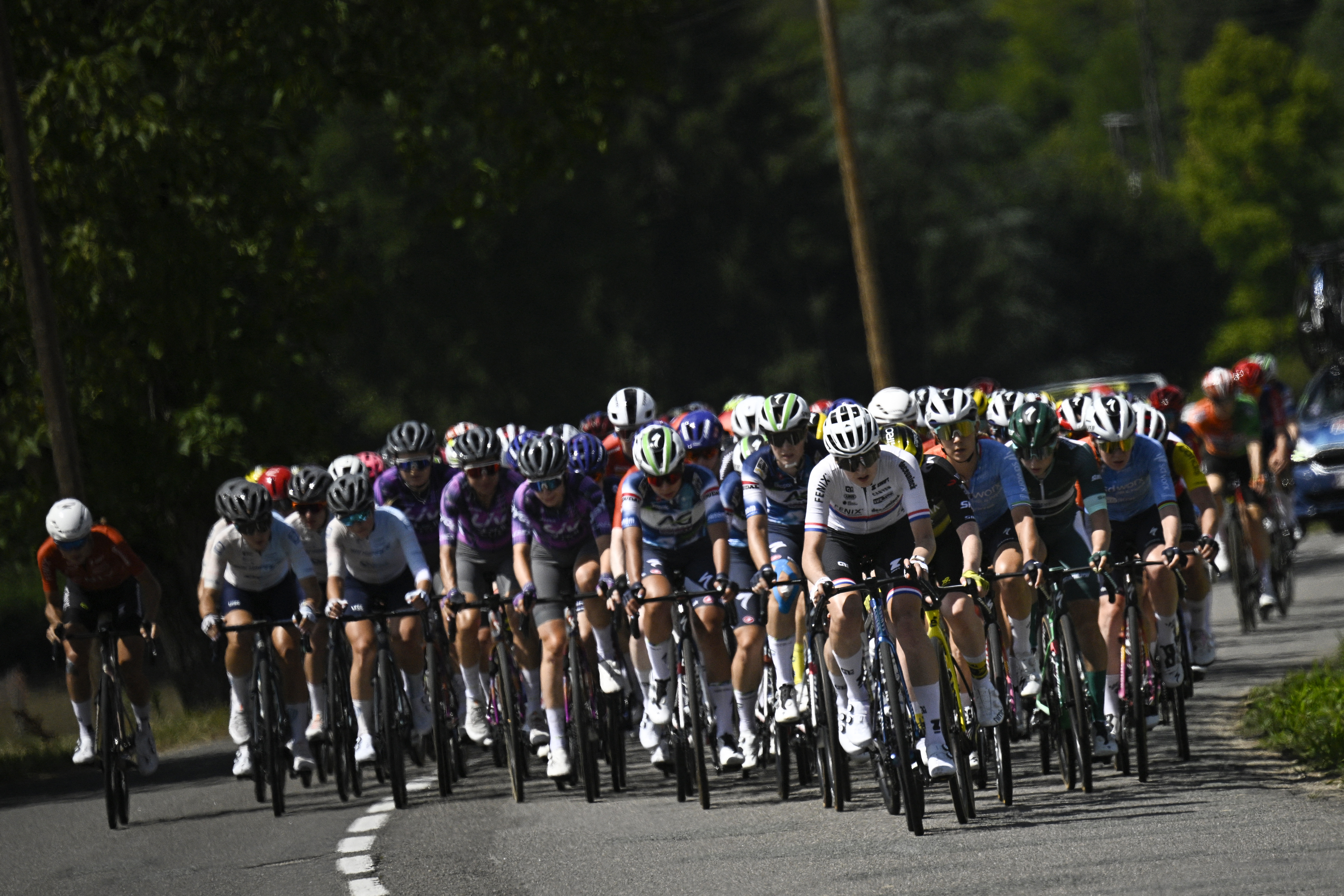 The peloton at the Tour de France Femmes