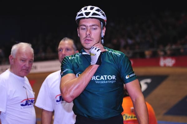 Kenny De Ketele punctured at a critical point in the derny final.