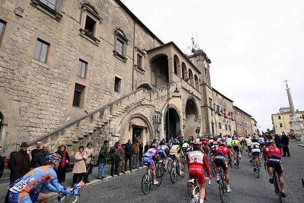 The peloton passing Tarquinia.