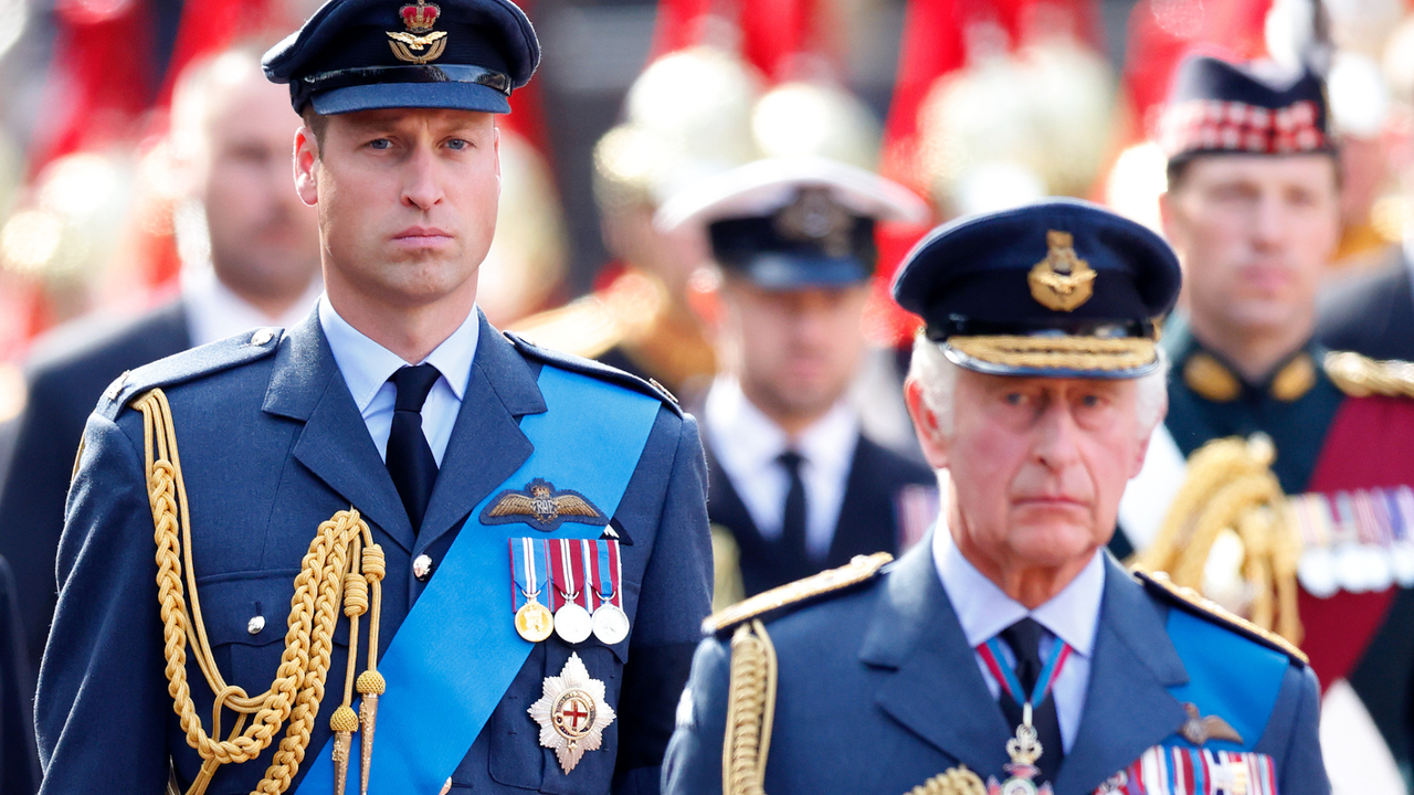 Prince William, Prince of Wales and King Charles III walk behind Queen Elizabeth II&#039;s coffin