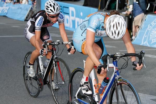 The breakaway that stuck: Laura Brown (Local Ride/Dr. Vie Superfoods +) and Shani Laxson (Trek/Red Truck)