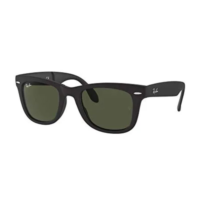 Ray-Ban Wayfarer Folding Sunglasses cut out 