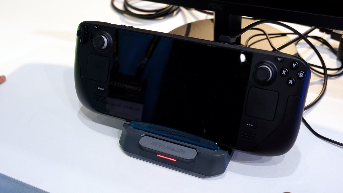 A photo showing an AVerMedia X'Tra Go GC515 docking station, on display at Computex 2024