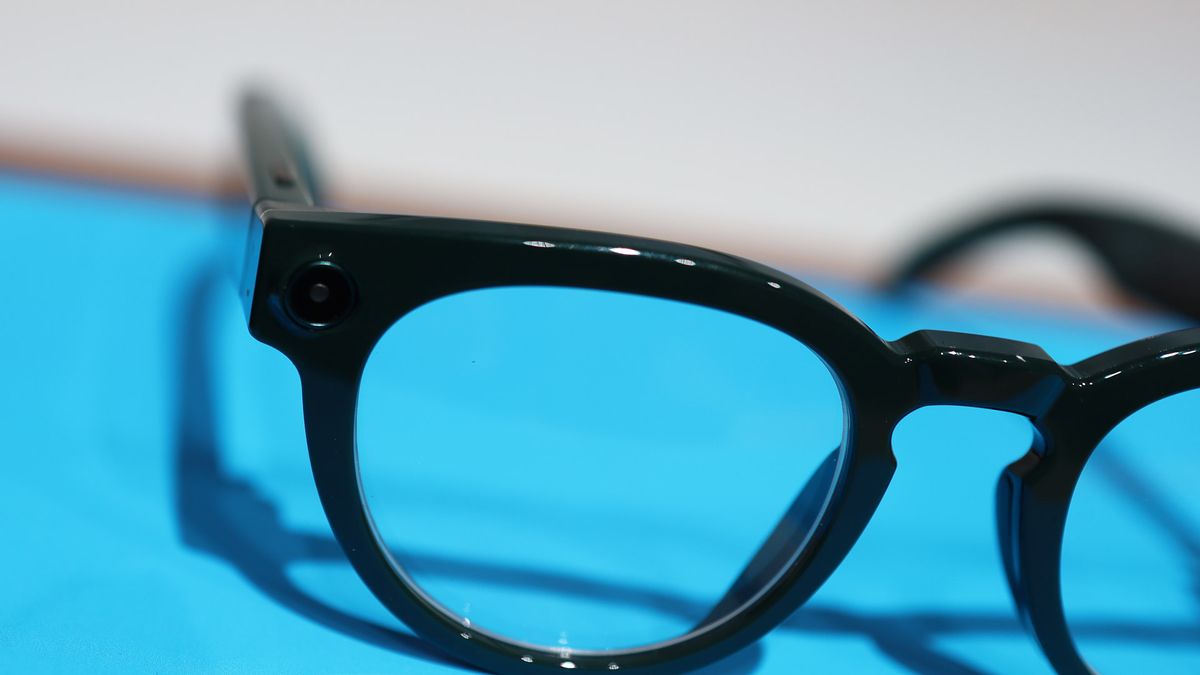 Samsung Intelligent Eyewear