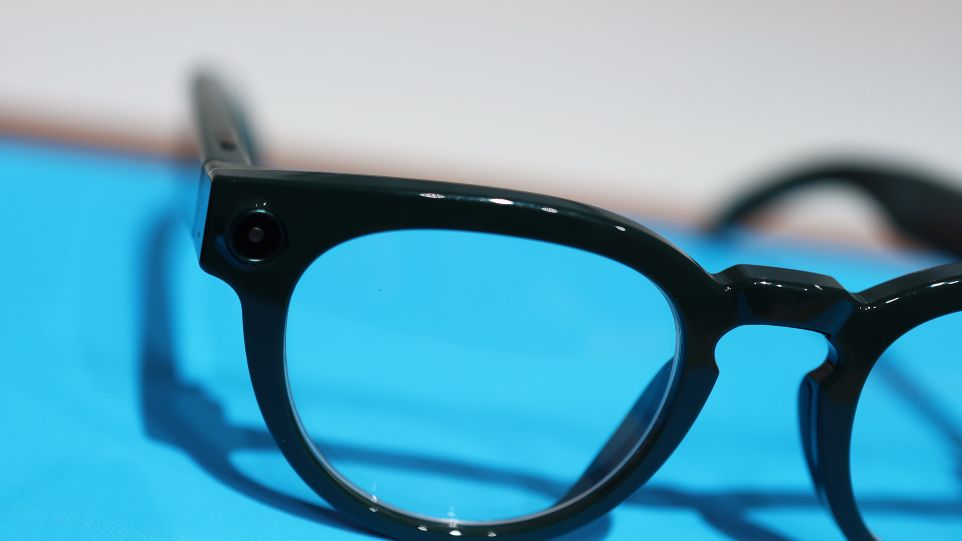 Samsung Intelligent Eyewear