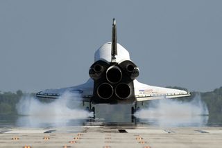 NASA Delays Deciding Where Retired Space Shuttles Will Be Displayed