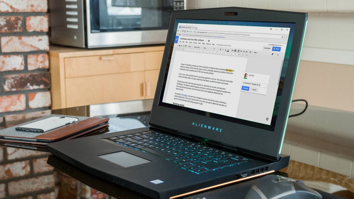 how to use word and excel for free with windows 10