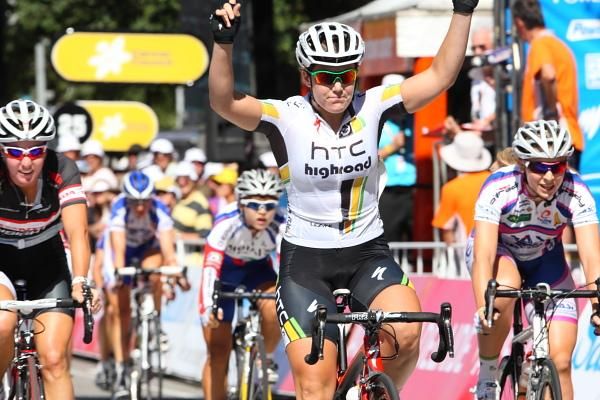 Victory for Chloe Hosking (HTC-HighRoad) ahead of Rochelle Gilmore (Honda) and Annette Edmondson (Norwood CC)