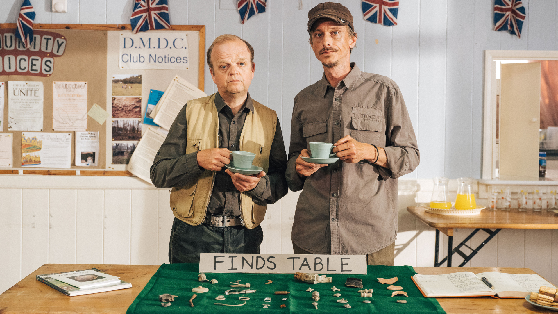 Toby Jones and Mackenzie Crook in Detectorists.