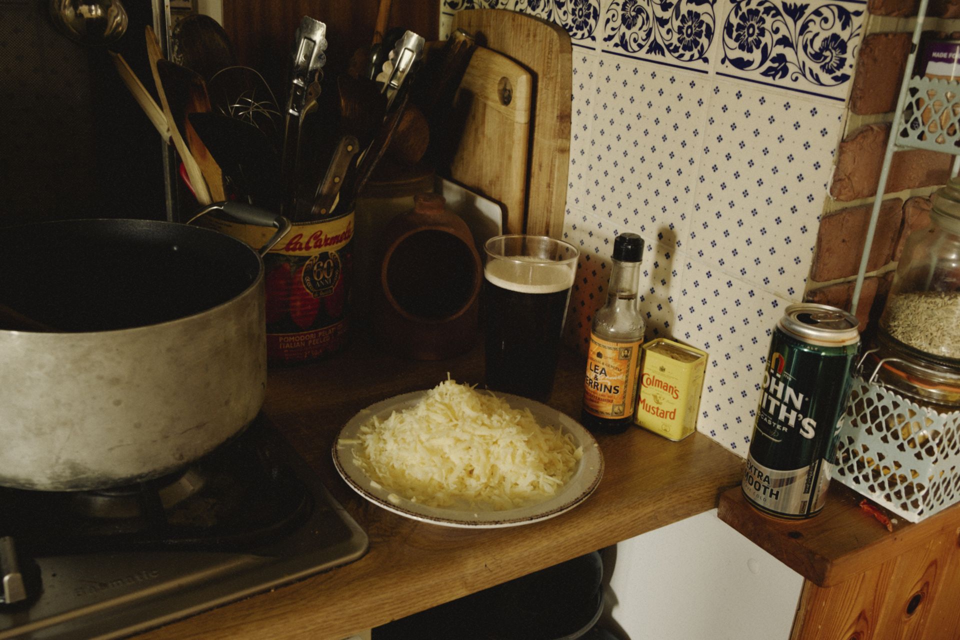 Studio Cookbook by Hato Press