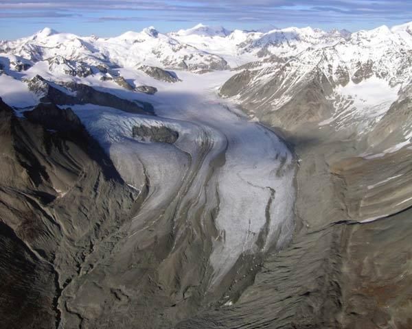 Gulkana glacier in 2003