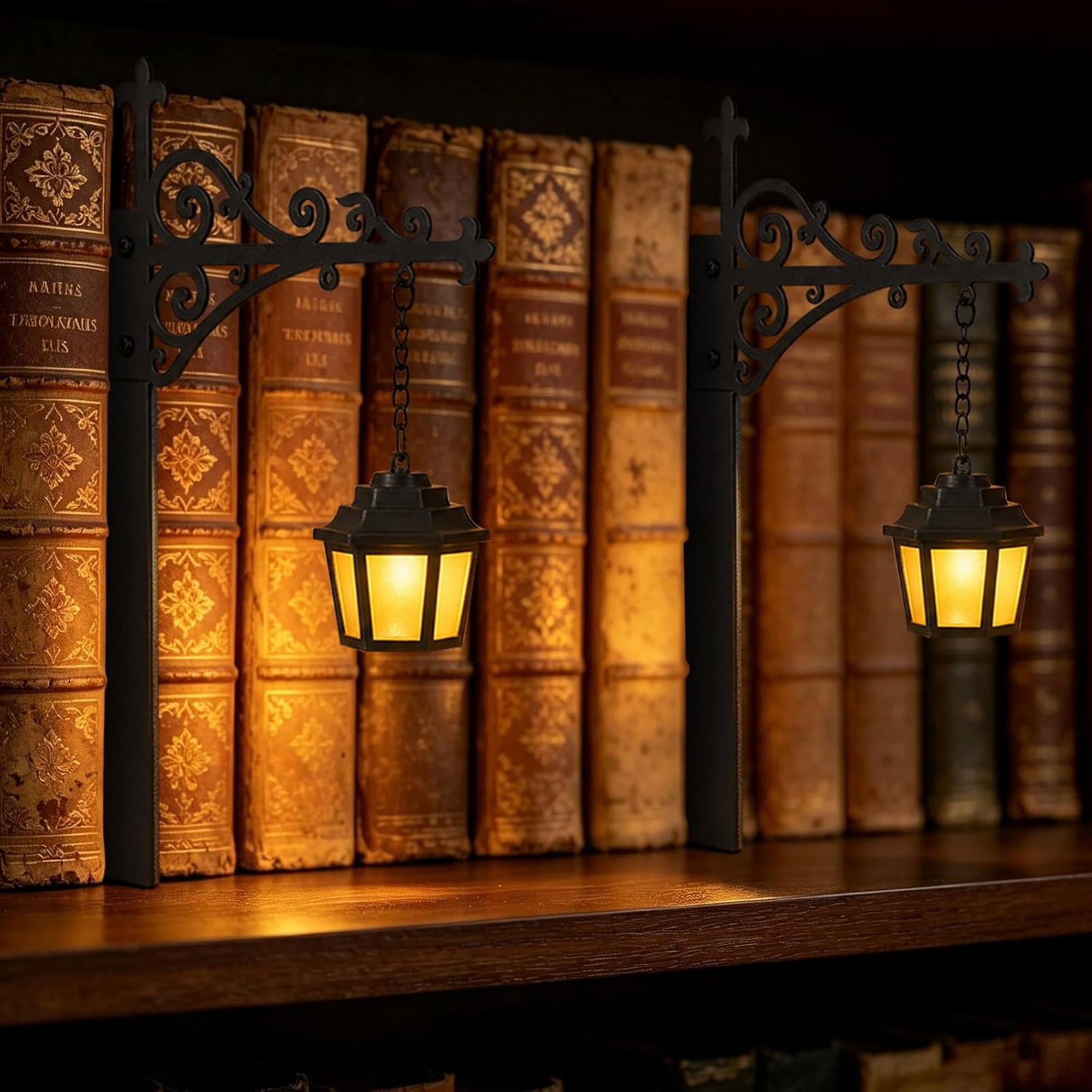 EliphonTowne 2 PCS Bookshelf Lantern Decor