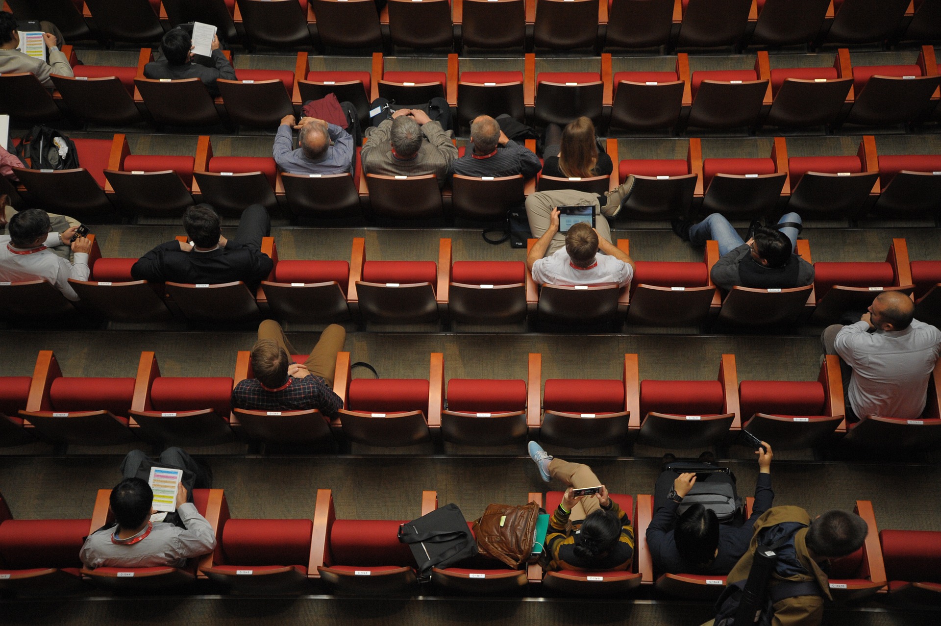 Conference audience full of empty seats