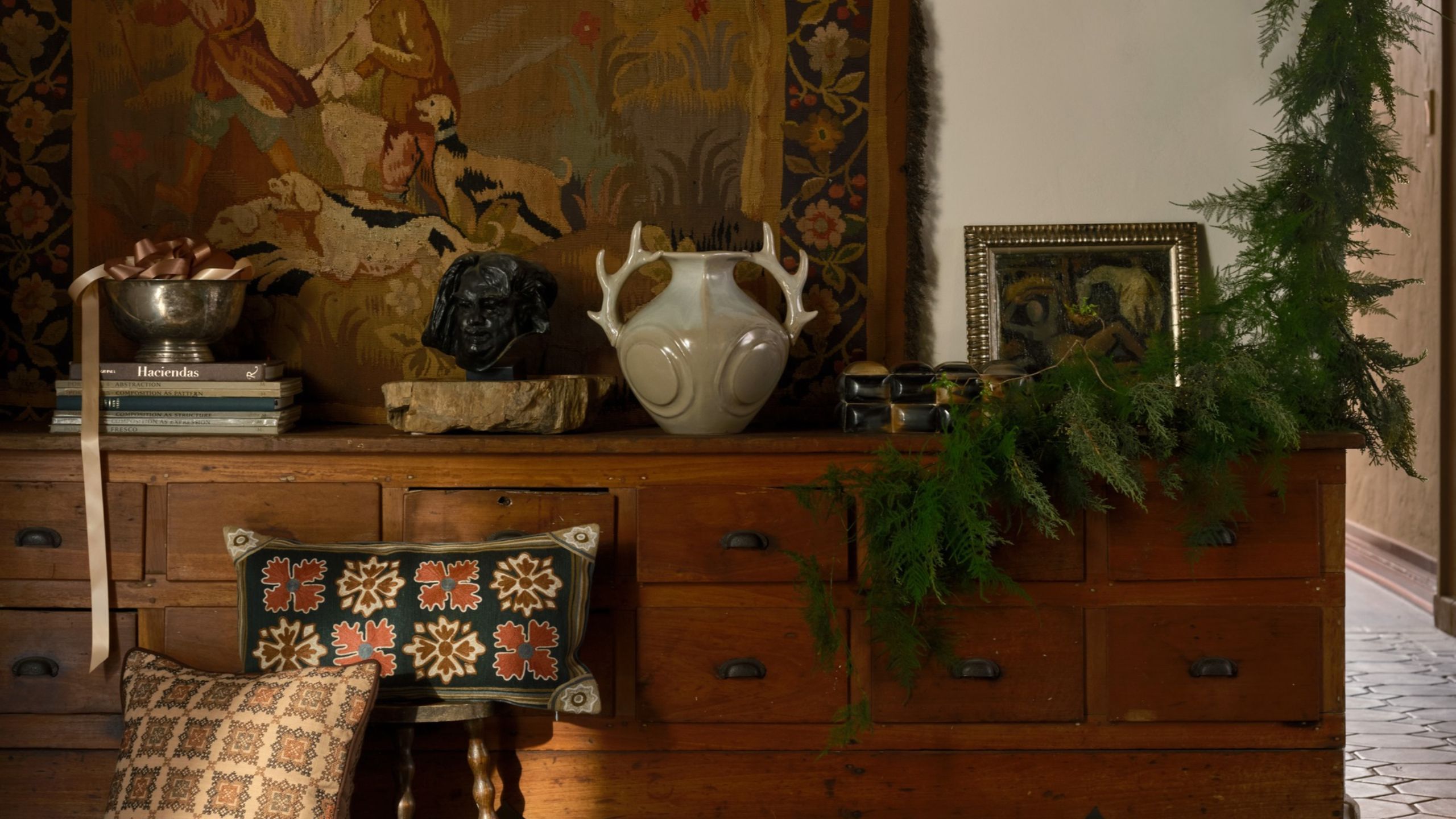 Lone Fox's Drew Scott Is Predicting a "Nancy Meyers' Christmas," and His New West Elm Collaboration Is the Perfect Place to Start