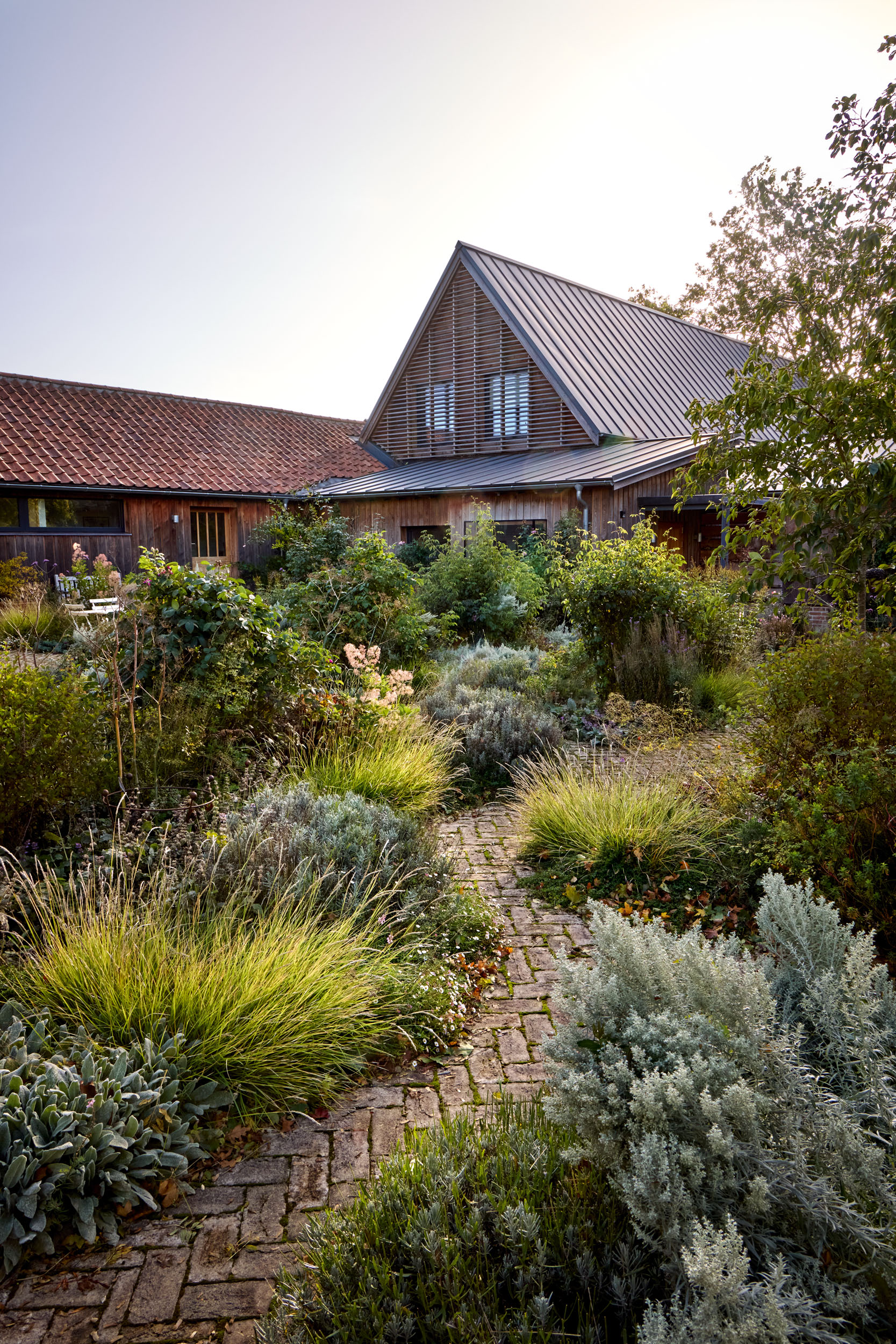 The garden at Shillies Barn, Suffolk
