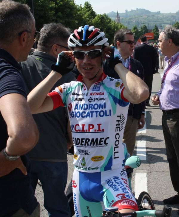 Emanuele Sella (Androni Giocattoli) at the start in Alba.