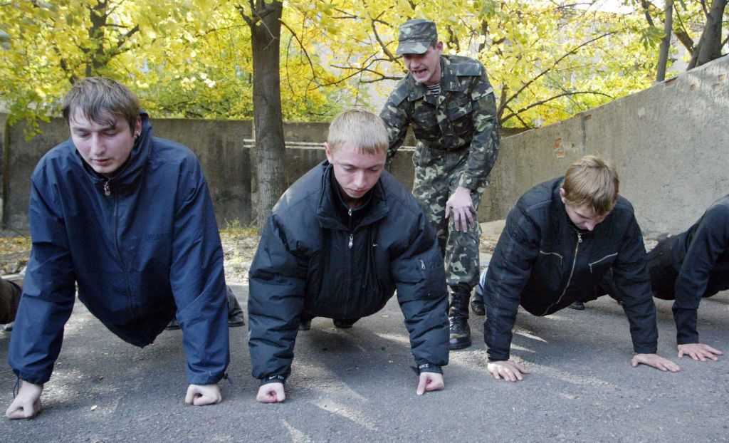 Conscripts in eastern Ukraine in 2007