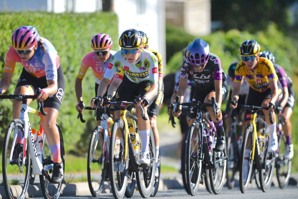 SARPSBORG, NORWAY - AUGUST 11: Amber Kraak of Netherlands and Jumbo Visma Team - Queen of the mountains jersey competes during the 8th Tour of Scandinavia 2022 - Battle Of The North - Stage 3 a 118,9km stage from Moss to Sarpsborg / #UCIWWT / #tourofscandinavia / #TOSC22 / on August 11, 2022 in Sarpsborg, Norway. (Photo by Luc Claessen/Getty Images)